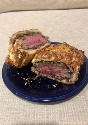 รูปของ Beef Wellington โดย Air Fryer สูตรใช้ขนมปังทำแป้ง
