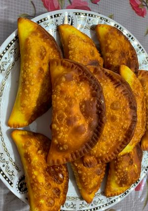 عکسی از دستور پیراشکی گوشت