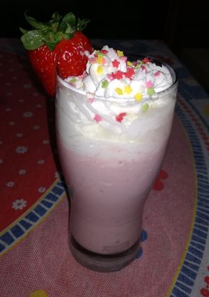 Una foto de Batido de fresa 🍓