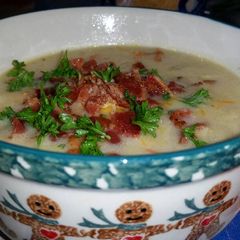A picture of Creamy Cauliflower Chowder.