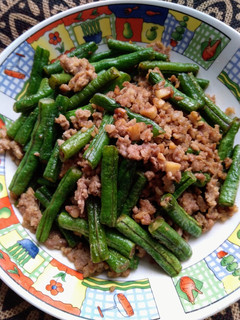 豇豆炒肉末(家常菜)(簡單料理)(10分鐘料理)(省錢料理)(一鍋到底料理) 的食譜成品照片