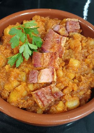 Una foto de Patatas revolconas