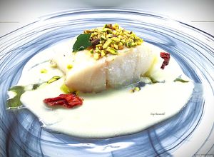 Foto di Filetto di merluzzo su crema di limone