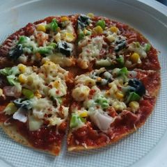 A picture of Paratha Thin Crust Pizza.