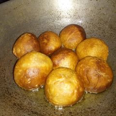 A picture of Baati(Litti).
