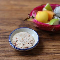 A picture of Thai condiment Prik Gub Klur พริกกับเกลือ.
