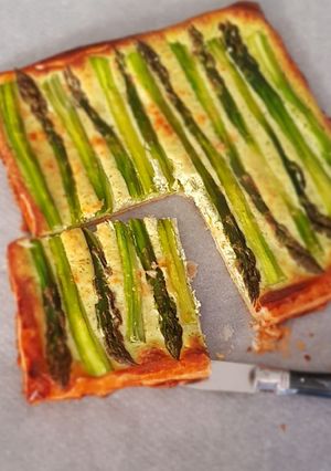 Une photo de °tarte aux asperges et à la ricotta°