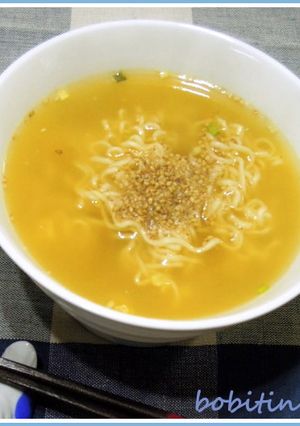 A picture of Shio Ramen with Dashida.