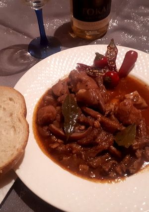 Pacalpörkölt körömmel és csülökkel recept fotója