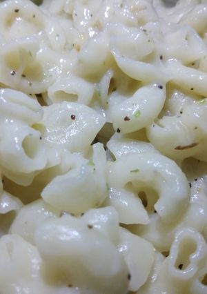 A picture of Cheesy Macaroni Pasta.