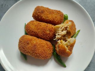 Kroket Talas Ayam Wortel