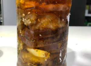 Una foto de Berenjenas en escabeche