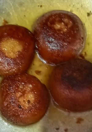 A picture of Gulabjamun.