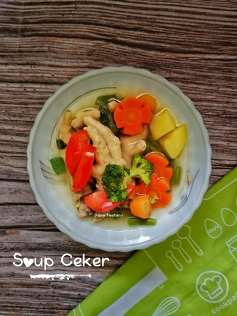 Langkah Gampang Membuat Resep Soup Ceker Ayam yang Bikin Ngiler Anti Ribet, Uenak Banget