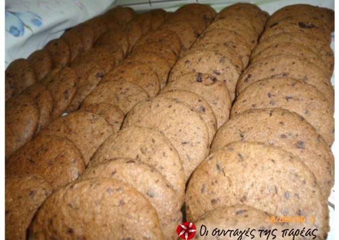 κύρια φωτογραφία συνταγής Cookies σοκολάτας εύκολα και πολύ νόστιμα