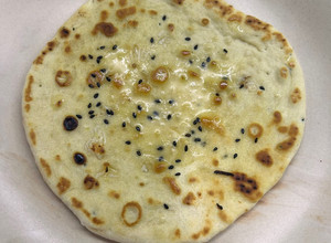A picture of Butter naan.