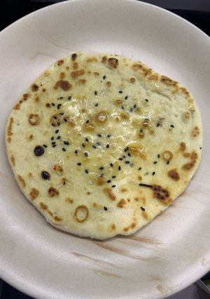 A picture of Butter naan.