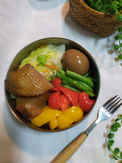 照燒雞腿排時蔬便當 的食譜成品照片