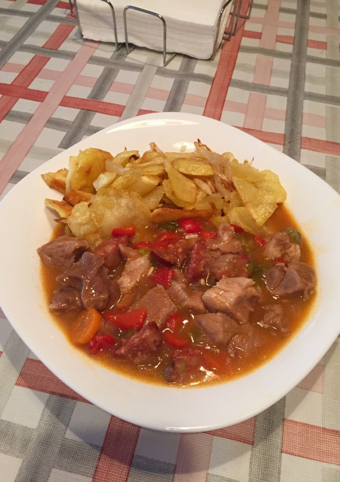Una foto de Carne guisada con cerveza negra