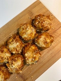 Una foto de Champiñones rellenos de boloñesa y bechamel