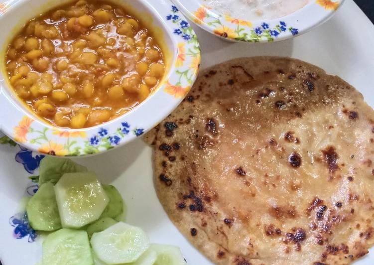 Channa dal with parantha