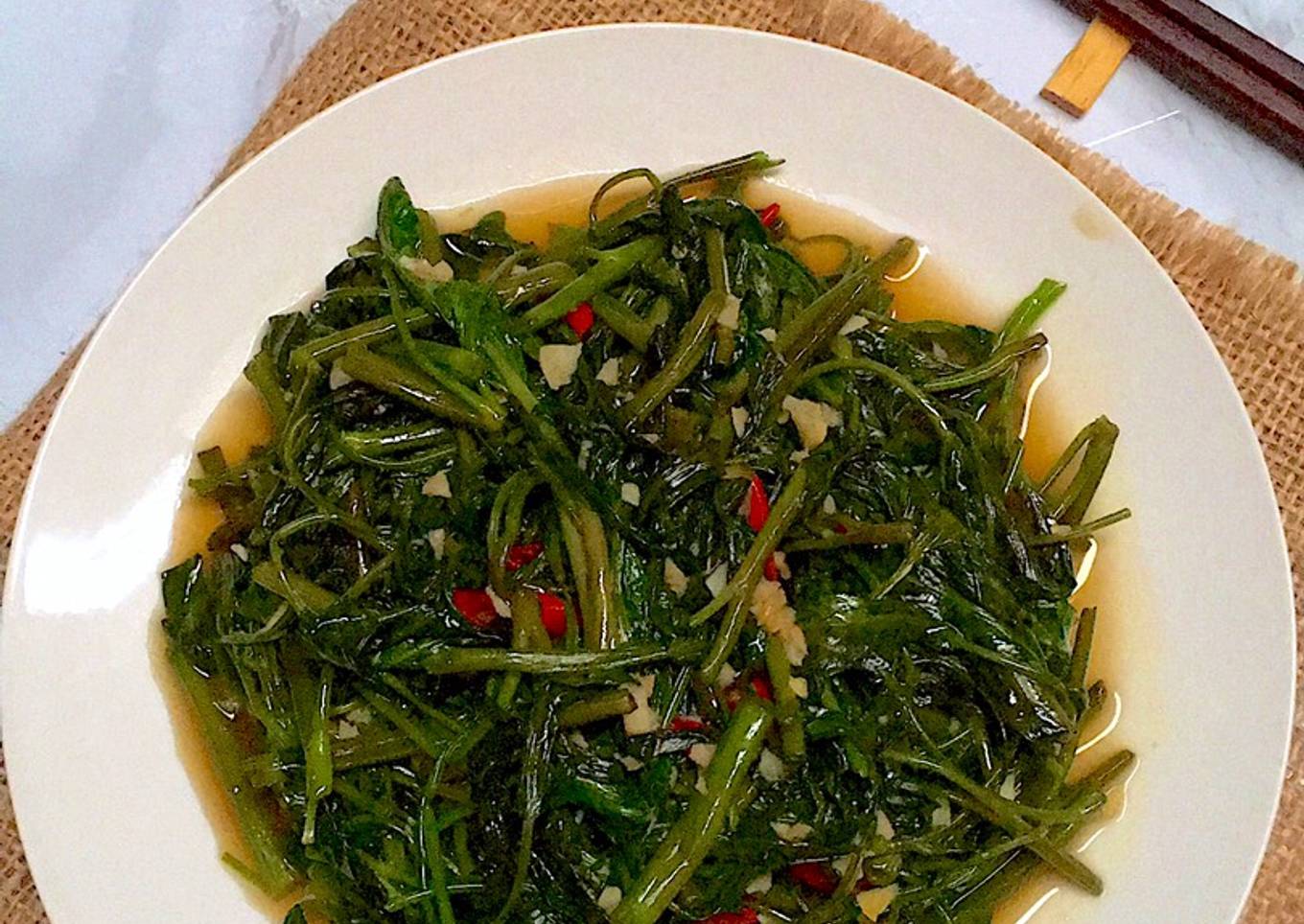 Kangkung jempol karo papak