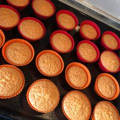 A picture of Cupcakes.