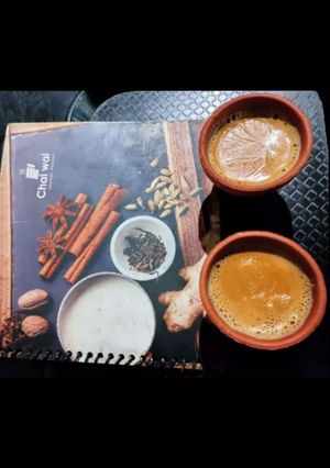 મસાલા ચા (Masala Tea Recipe In Gujarati) રેસીપી મુખ્ય ફોટો