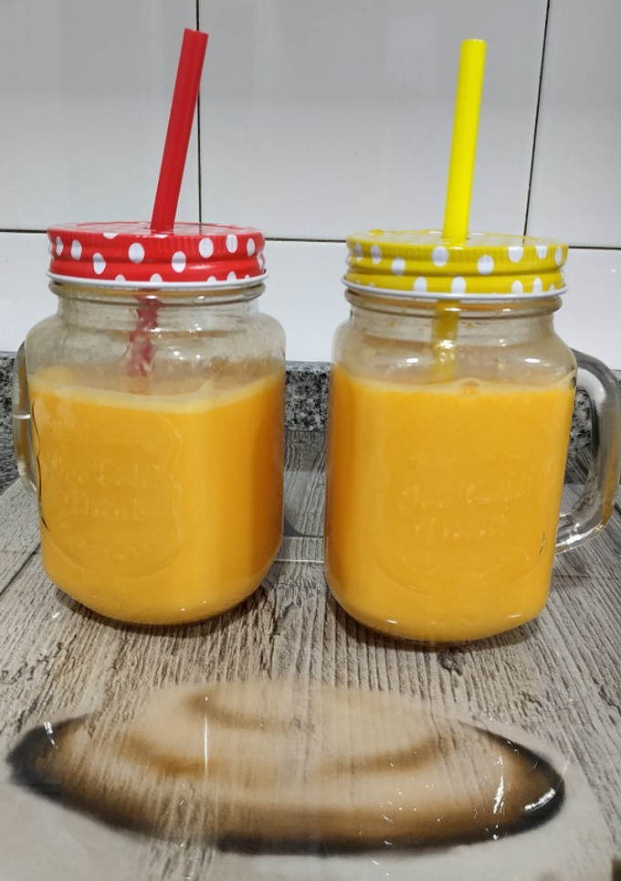 Una foto de Batido de mandarina