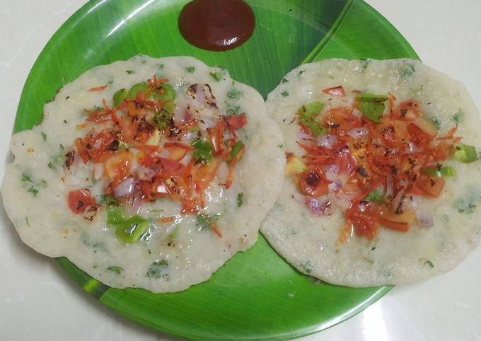 Sooji Uttapam Recipe by Prajakta Patil - Cookpad