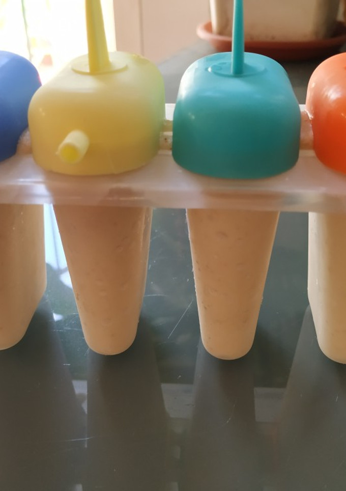 Una foto de Helado de vainilla sin azúcar y sin nata