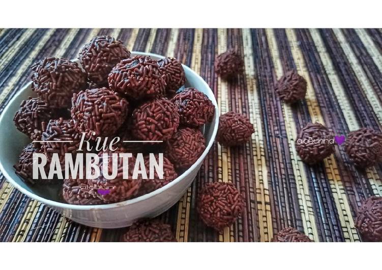 Masakan Unik 559. Kue Rambutan Gurih Mantul