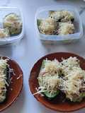 Calabacín relleno de salami