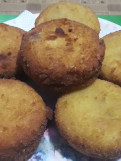 A picture of Bread chicken patties.