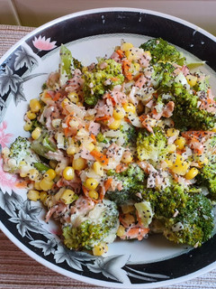 Una foto de Ensalada de brócolis...🥦🥦