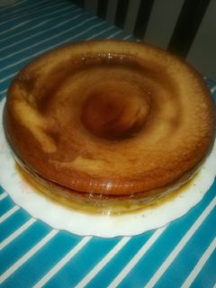 Una foto de Pudding de plátano y galleta al microondas