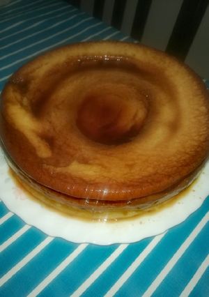 Una foto de Pudding de plátano y galleta al microondas