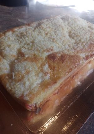 Una foto de Torta de ciruelas con crumble
