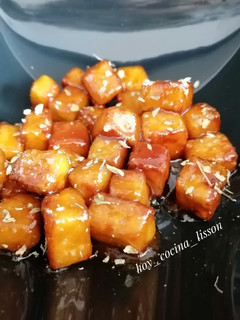 Una foto de Tofu a la naranja