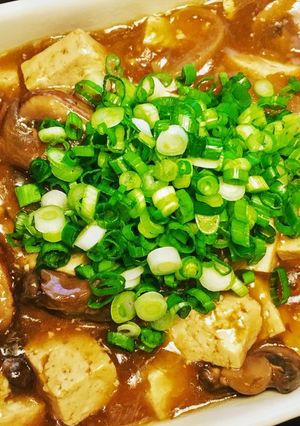 10分鐘下飯菜!沙茶蘑菇燒豆腐 的食譜成品照片