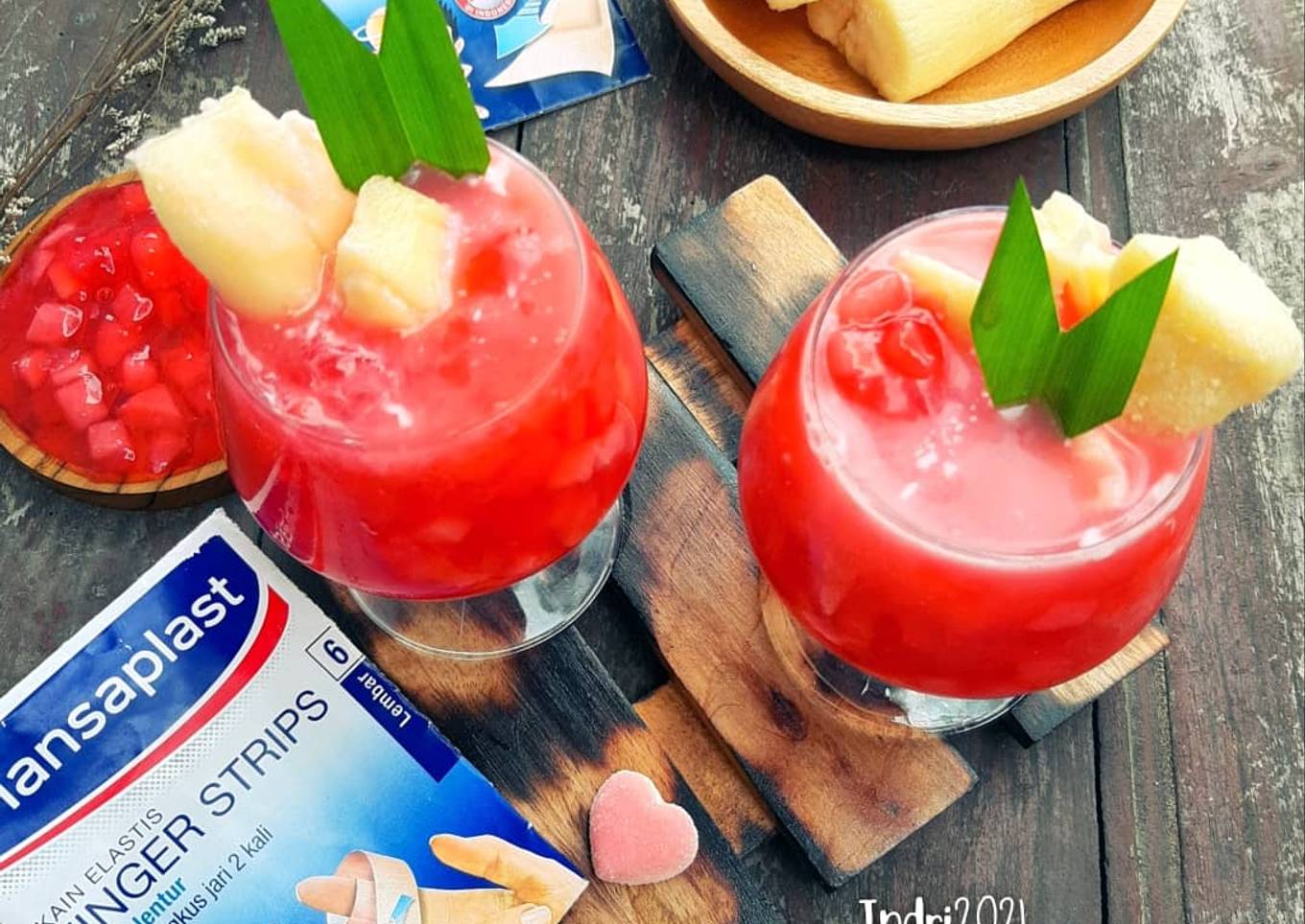 Es Merah Delima Tape Singkong
