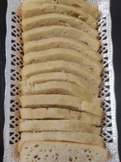 மில்க் பிரெட் (Milk bread) செய்முறை முக்கிய புகைப்படம்