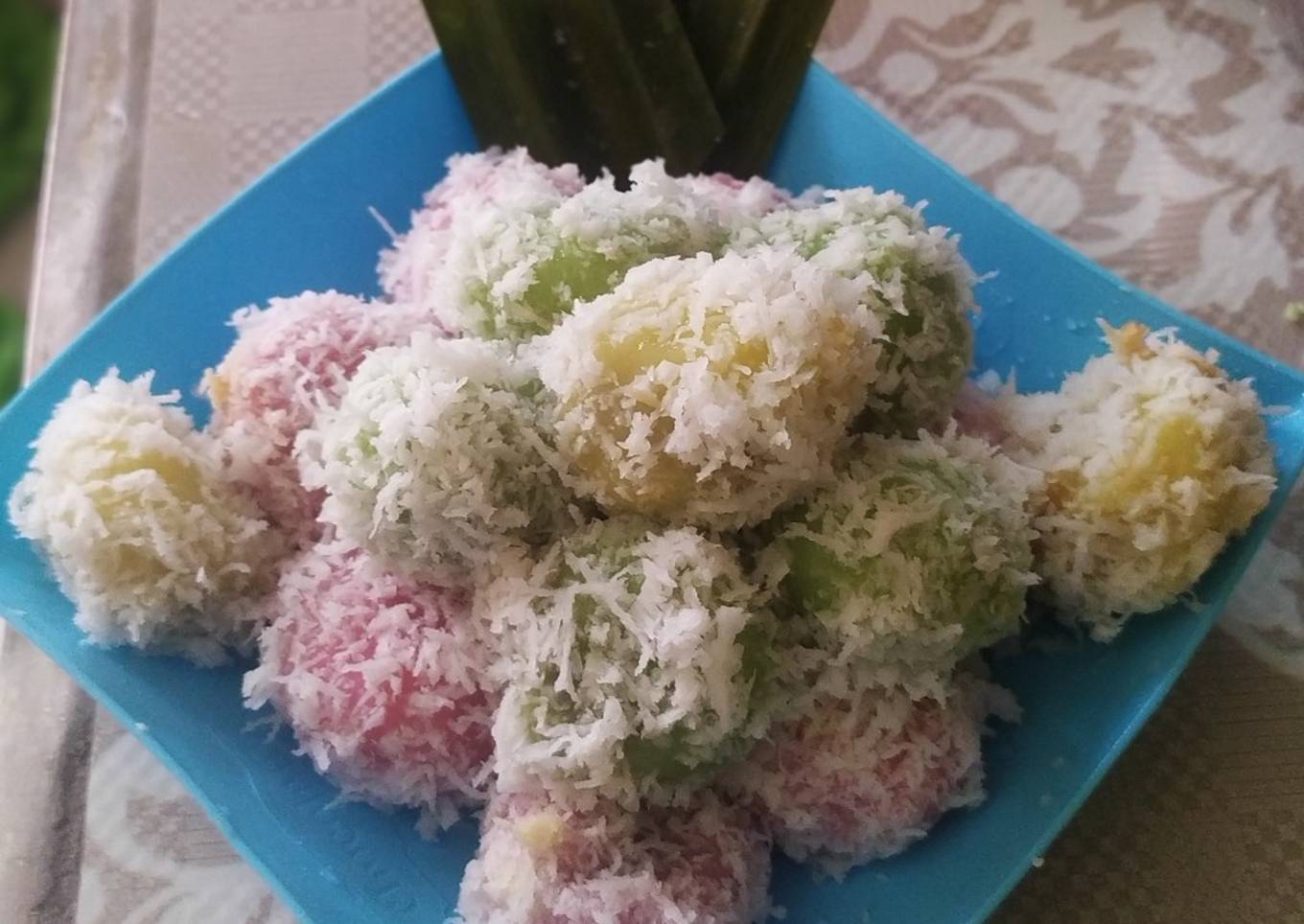 Resep MOCHI INDONESIA AKA KLEPON (KLEPON PELANGI) ?