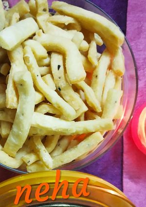 A picture of Crispy Salty Sticks.