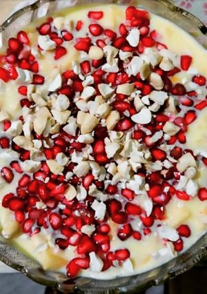A picture of Baked Lagan nu Custard.