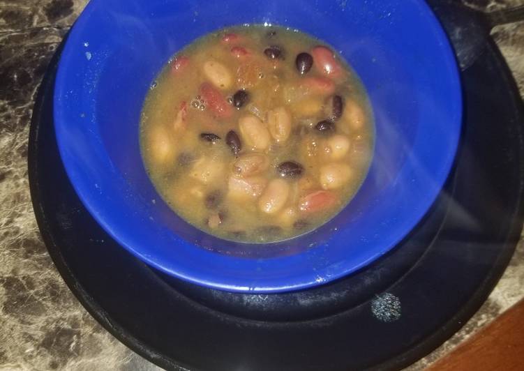 Recipe of Favorite Hispanic Three Beans Soup