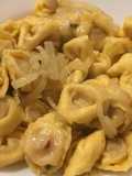 Tortellini alle cipolle