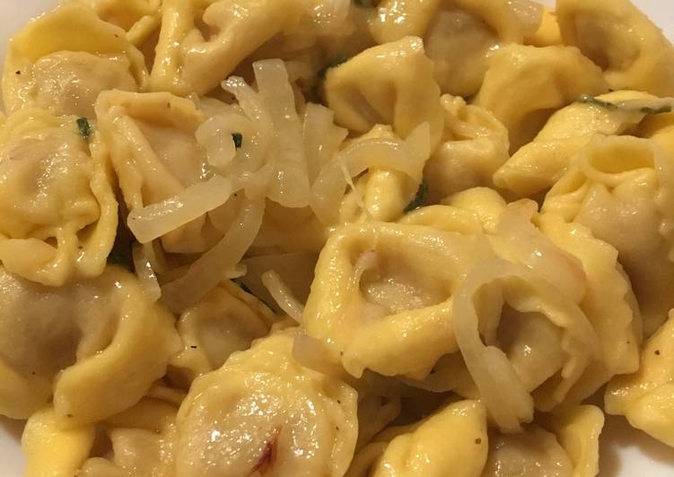 Tortellini alle cipolle