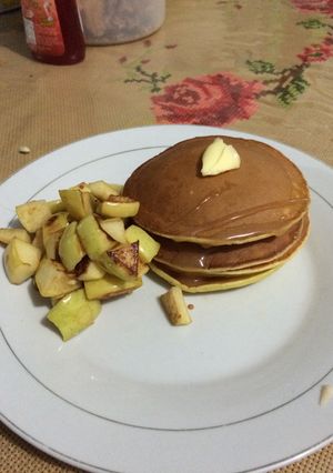 Foto resep Panecake with apple and caramel (panecake dengan apple dan karamel)