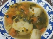 Una foto de sopa de nabo con papa